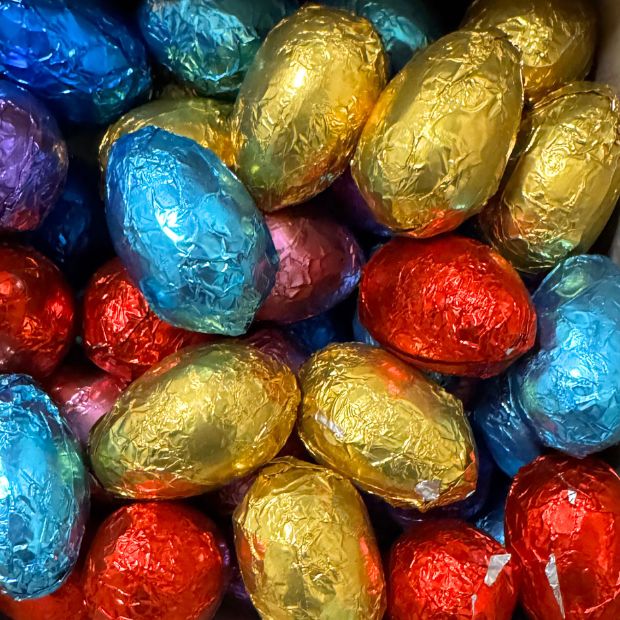 Free From Family Co Mini Hollow Hunting Dark Chocolate Easter Eggs x 12 156g - Free From Family Co